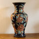 Vase fleuri en céramique émaillée