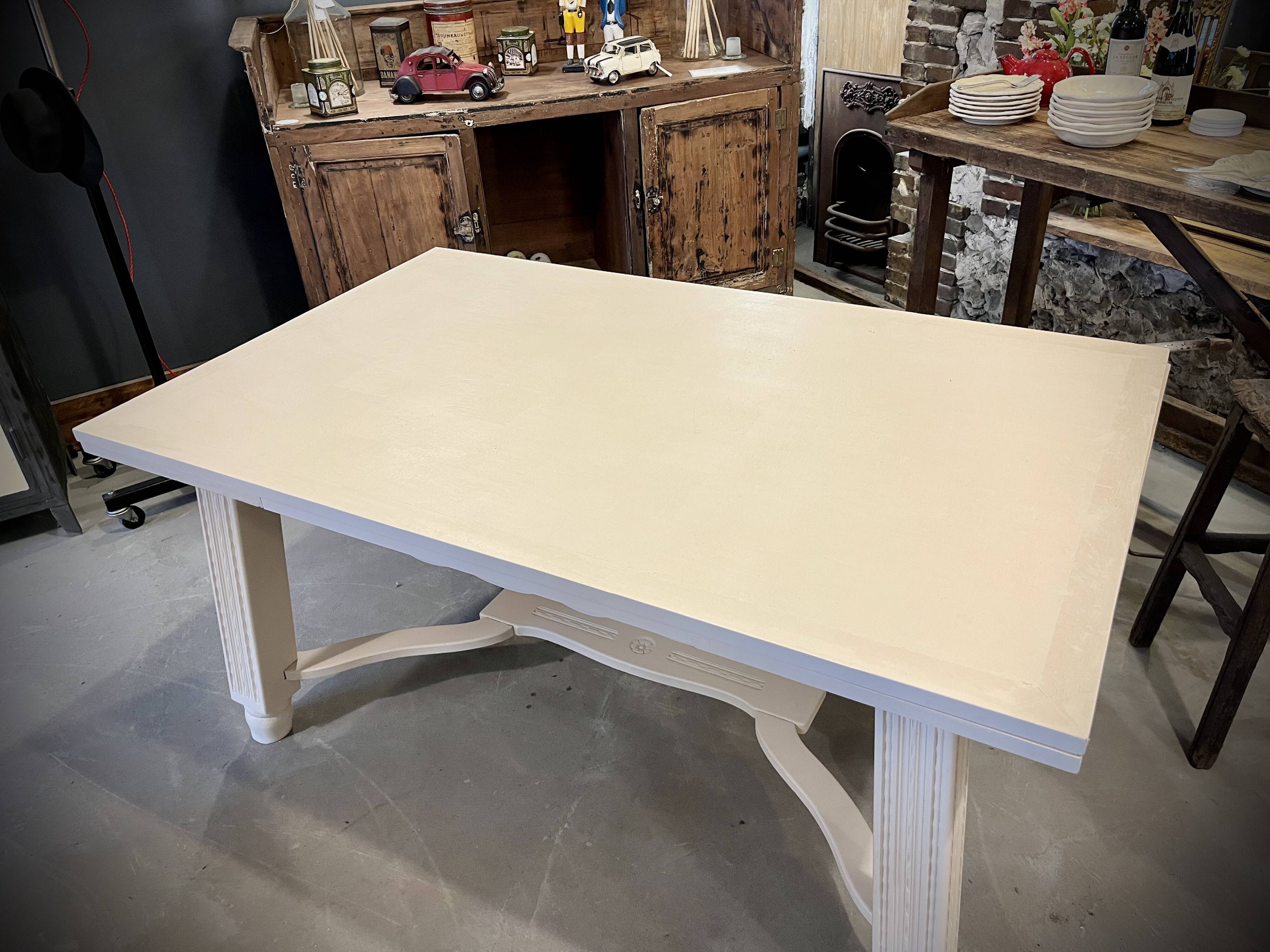 Table de salle à manger