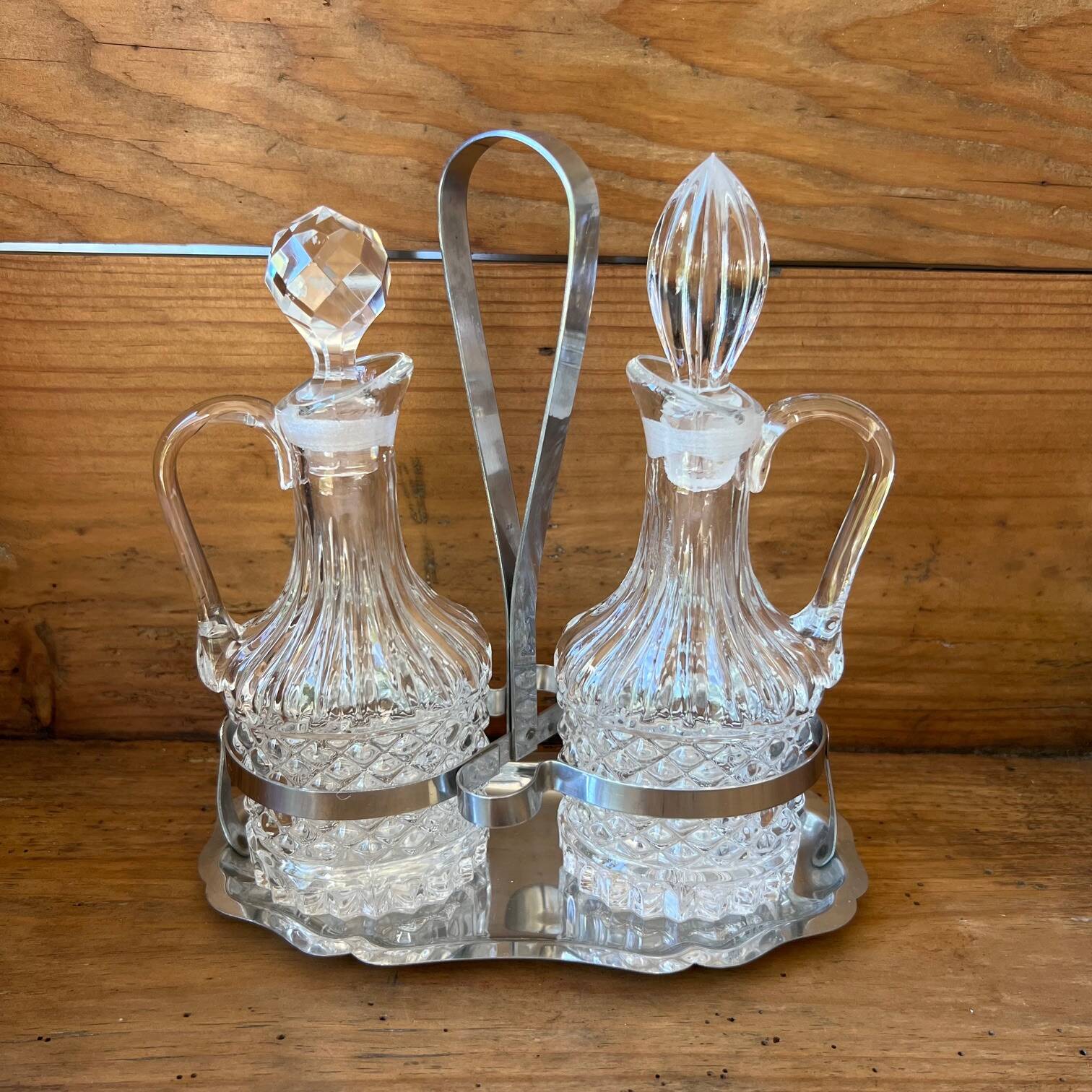 Oil & vinegar server