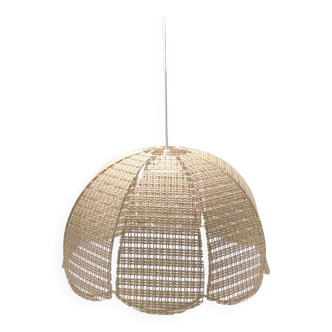 Natural fibers pendant light