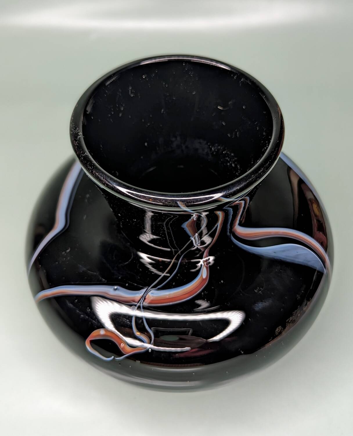 Vase Verrerie de Maure - Vieil black and scrolls