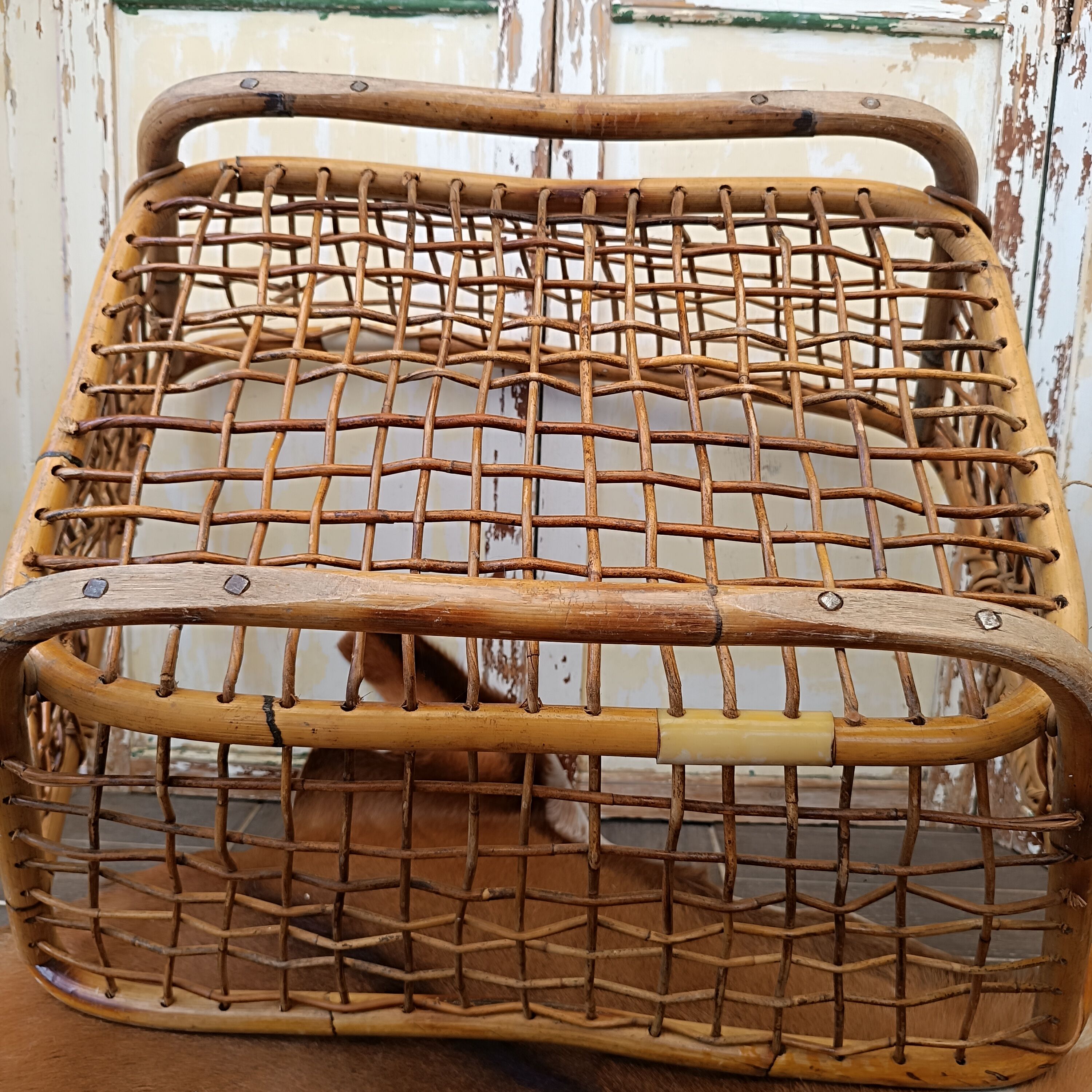 OLD BASKET OR LAUNDRY BASKET