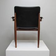 Finn Juhl model 192 in Teak, leather for France & Daverkosen