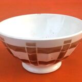 Antique ceramic bowl on a pedestal, faceted model