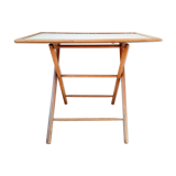 Folding wooden table