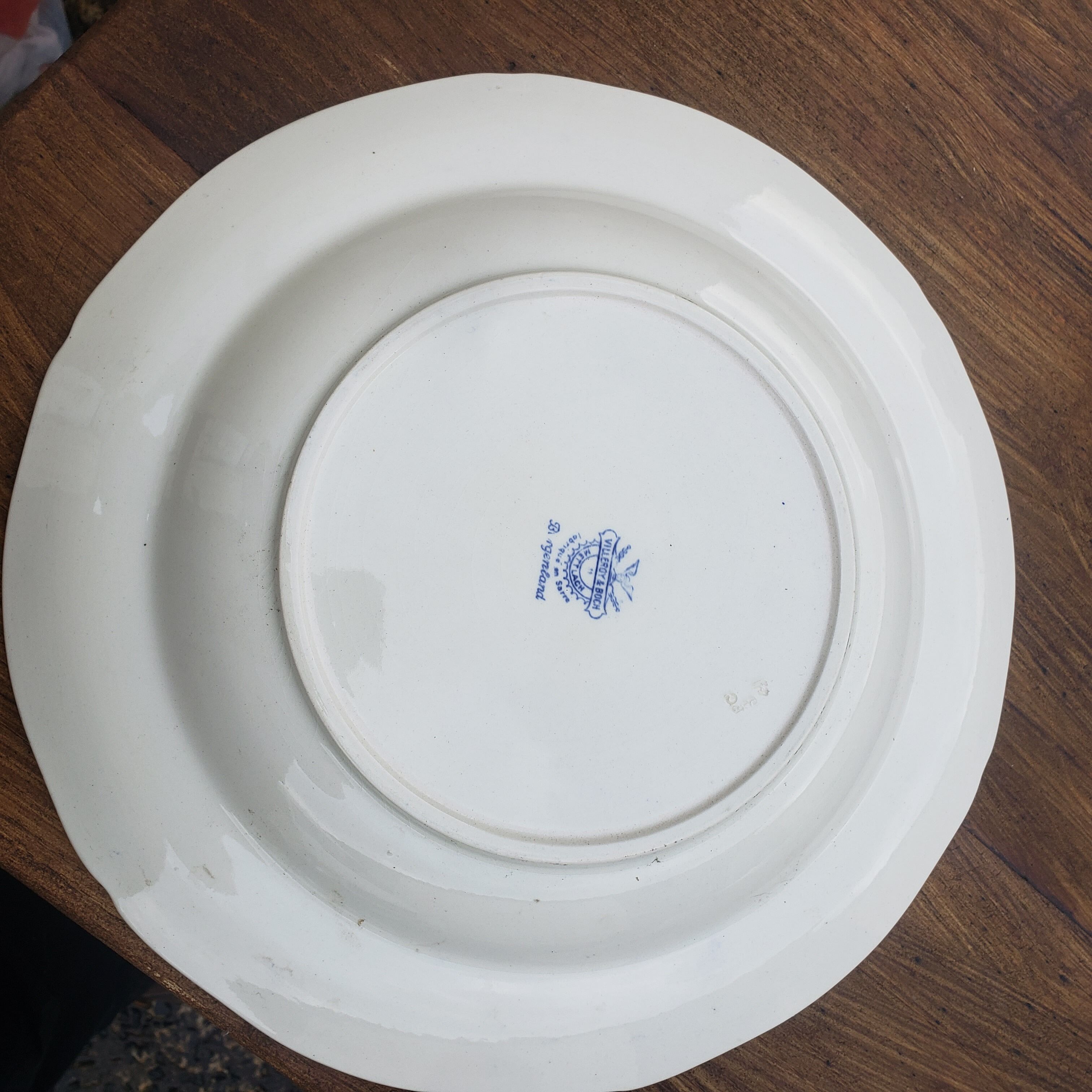 Hollow round dish villeroy and boch