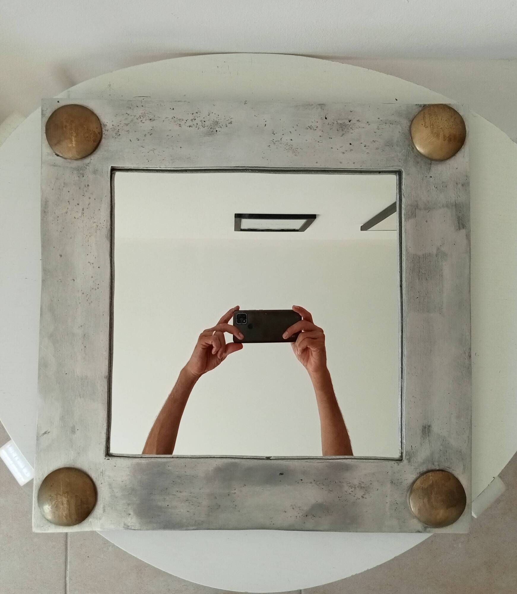 Vintage folk art mirror in cast aluminum and solid brass 60s/70s 50*50 cm