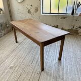 Table de ferme en cerisier