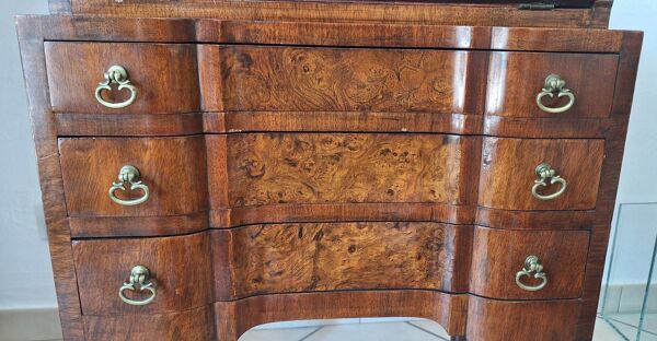Secrétaire 1930's Queen Anne ronce de noyer bureau – abattant incliné -