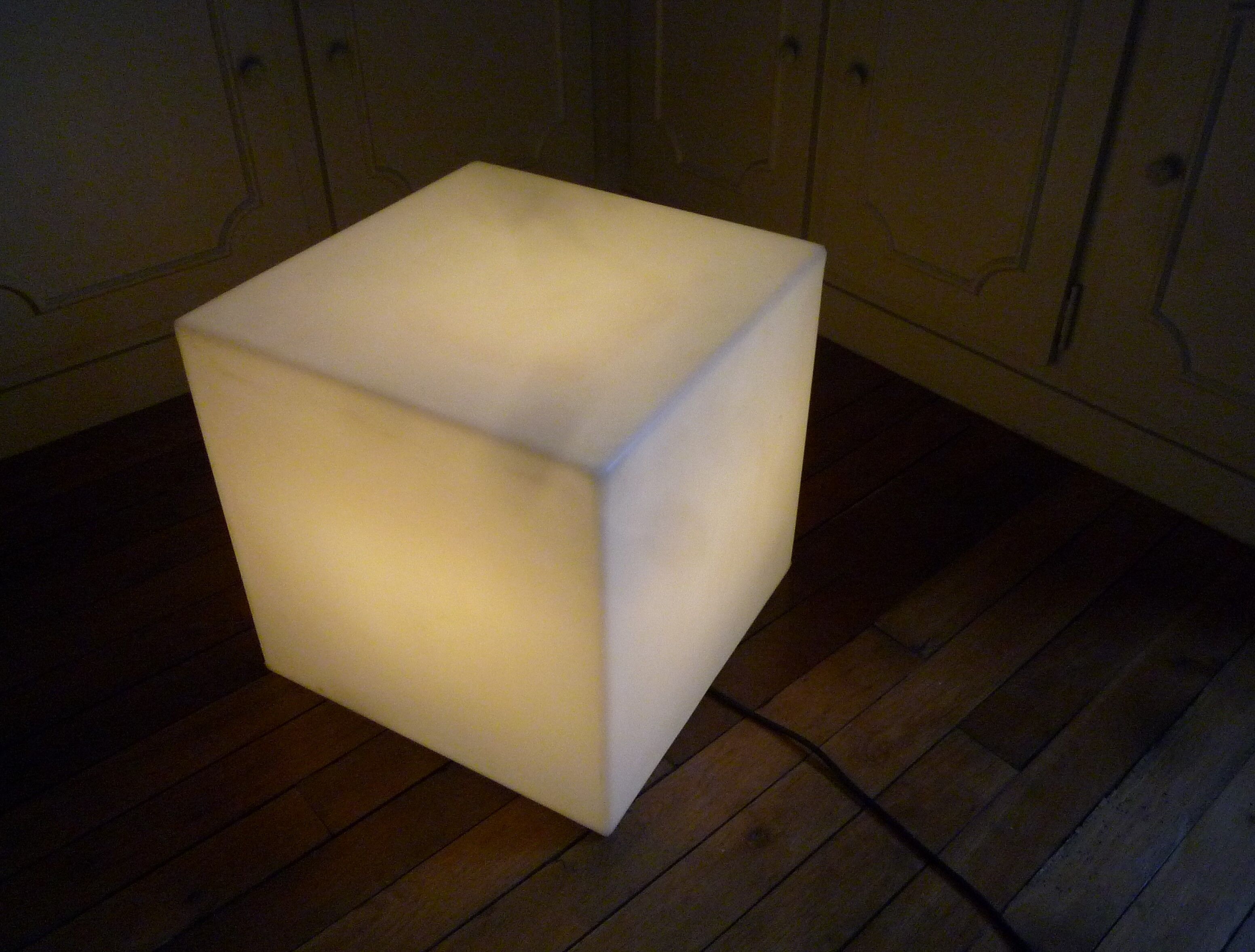 Cube lamp Italy