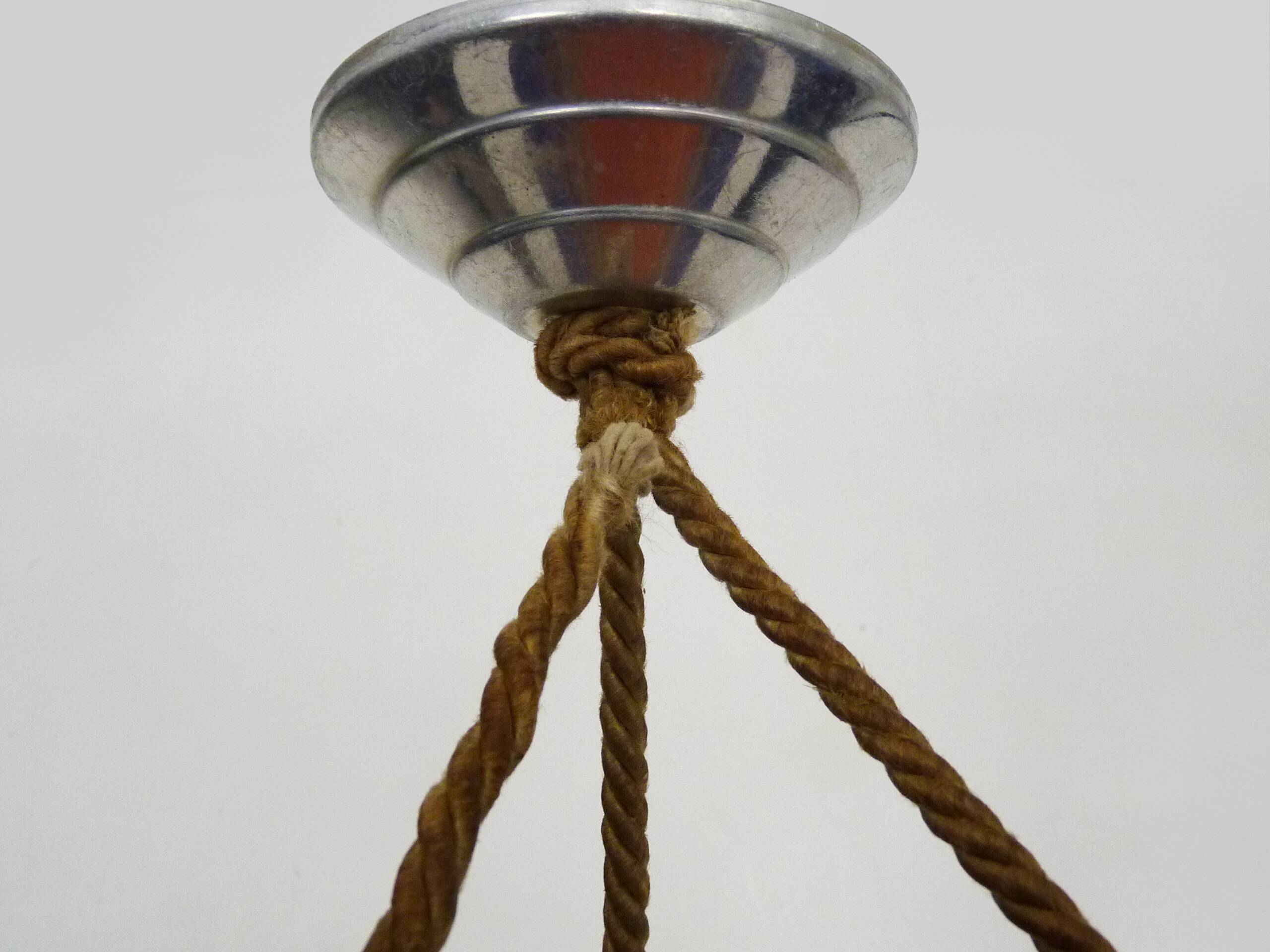Art Deco suspension by Frères Muller Lunéville, made of glass paste.