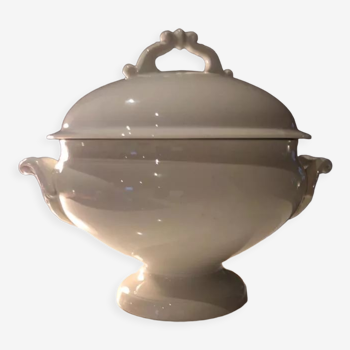 White faience tureen