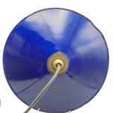 Hanging in enamelled sheet metal