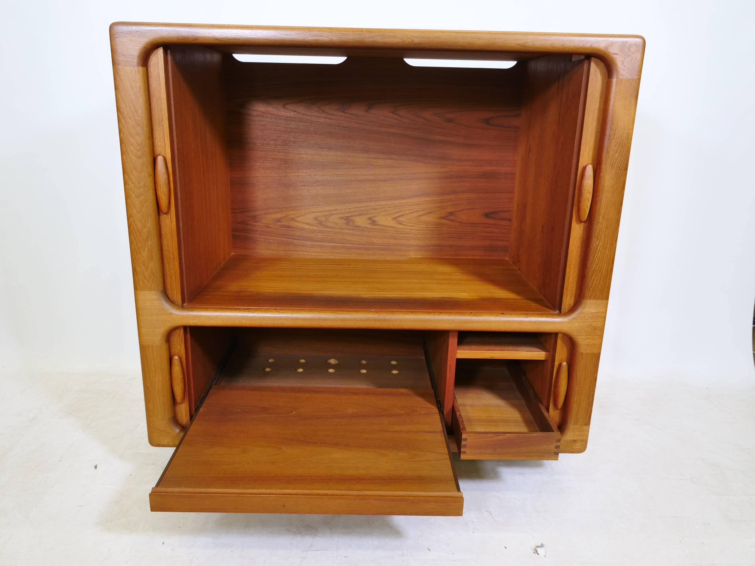 HiFi Highboard with Sliding Doors Sideboard Teak by Dyrlund, 1960s