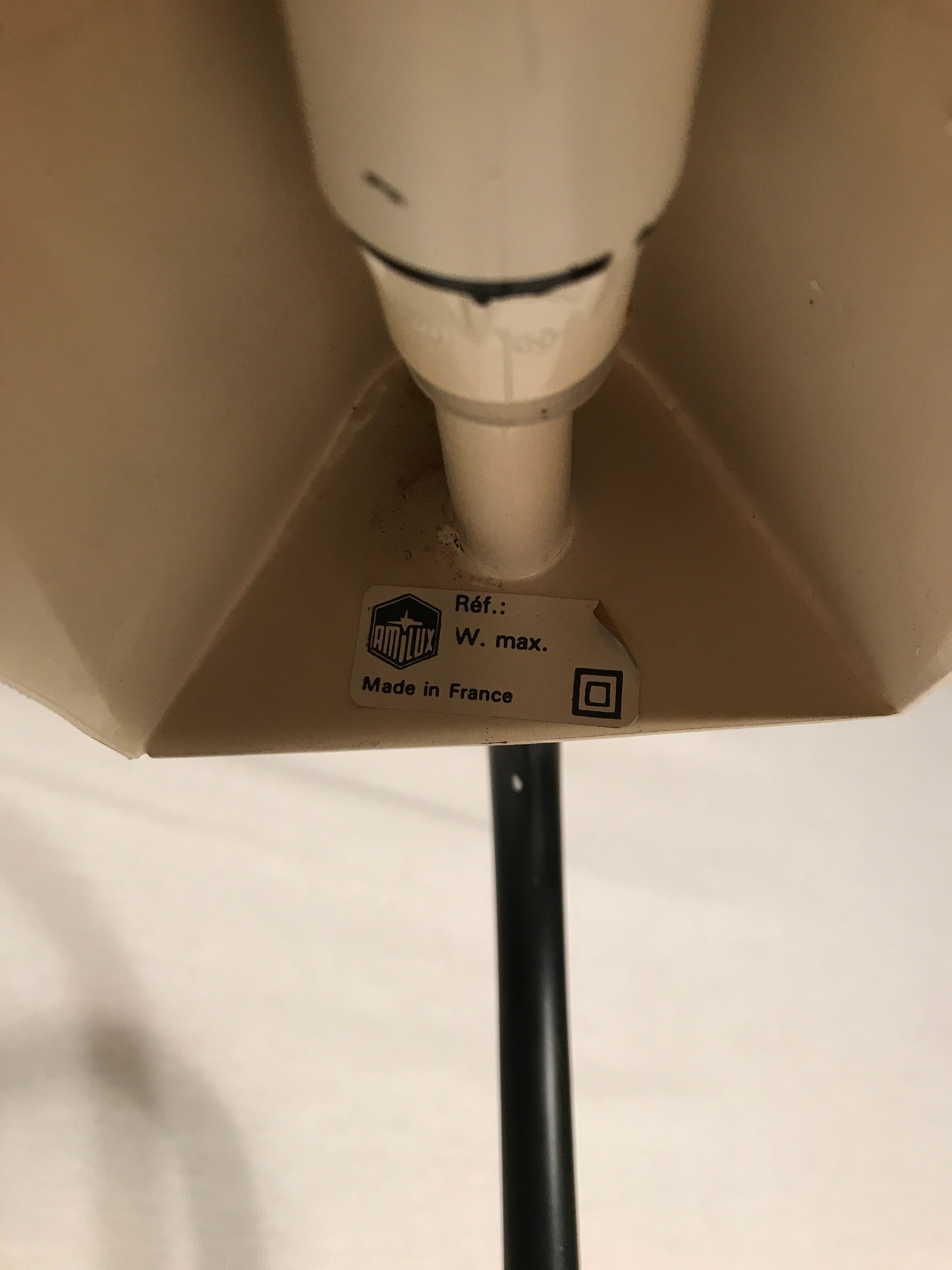 Lampe de table Amilux made in France métal noir années 60 vintage
