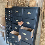 Hardware furniture, trade furniture