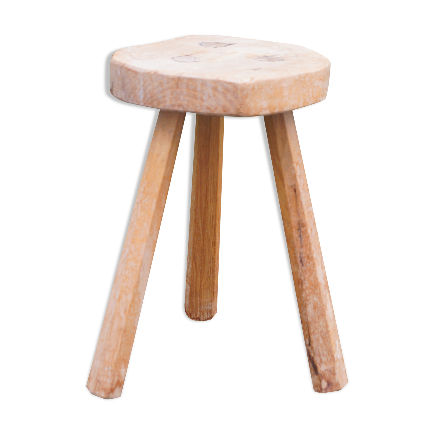 Primitive design stool