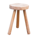 Primitive design stool
