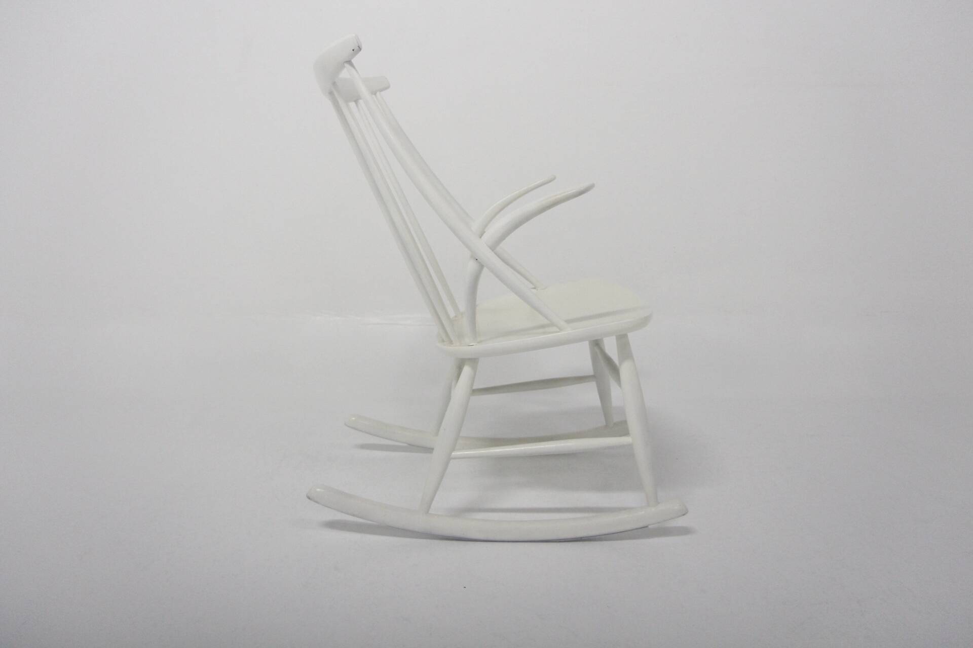 Beech rocking chair, Illum Wikkelsø, N. Eilersen, Denmark, 1960