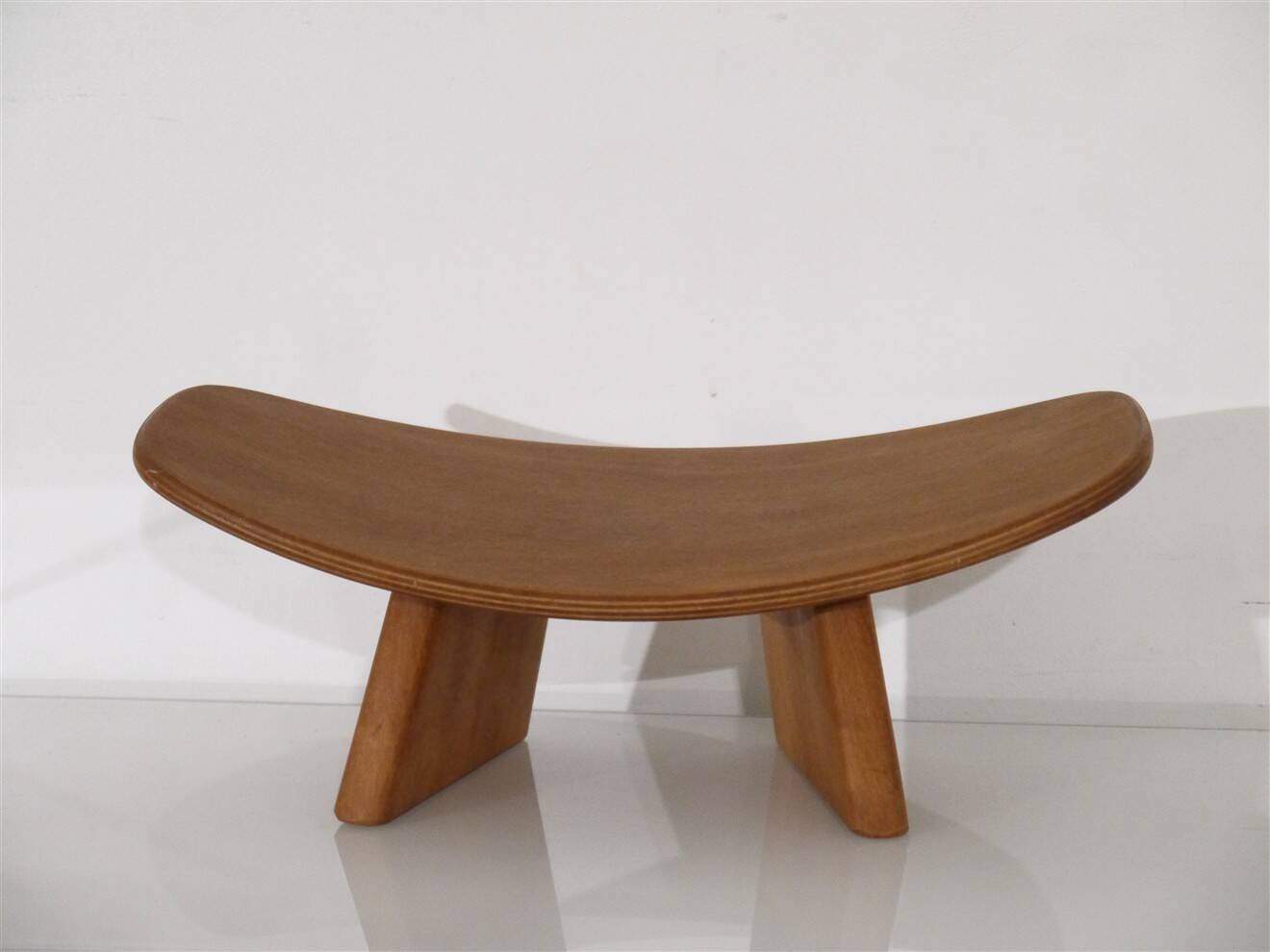 Stool shoogi by Alain Gaubert