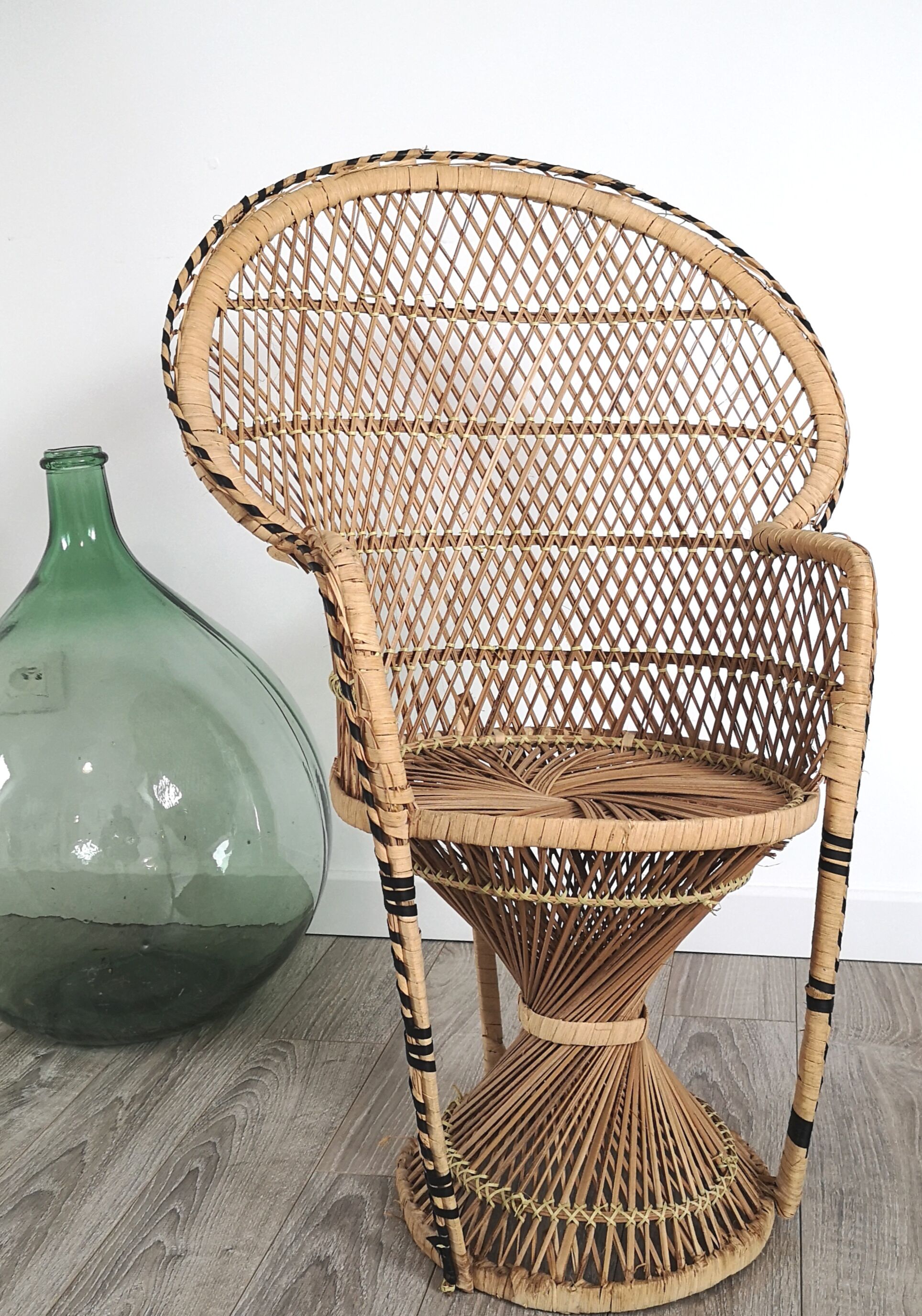 Emmanuelle child armchair 76cm