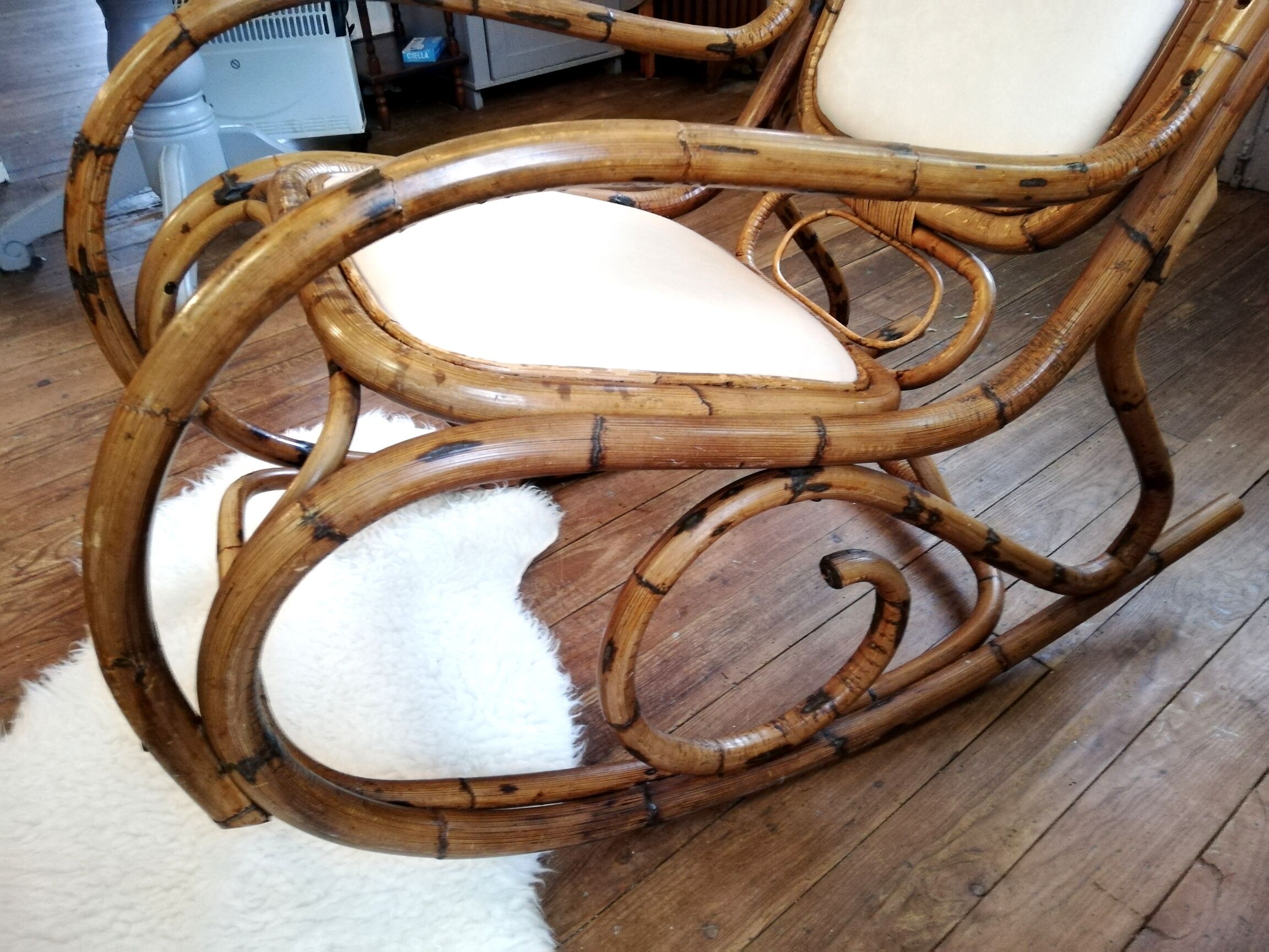 Beautiful Rocking chair rattan vintage 60