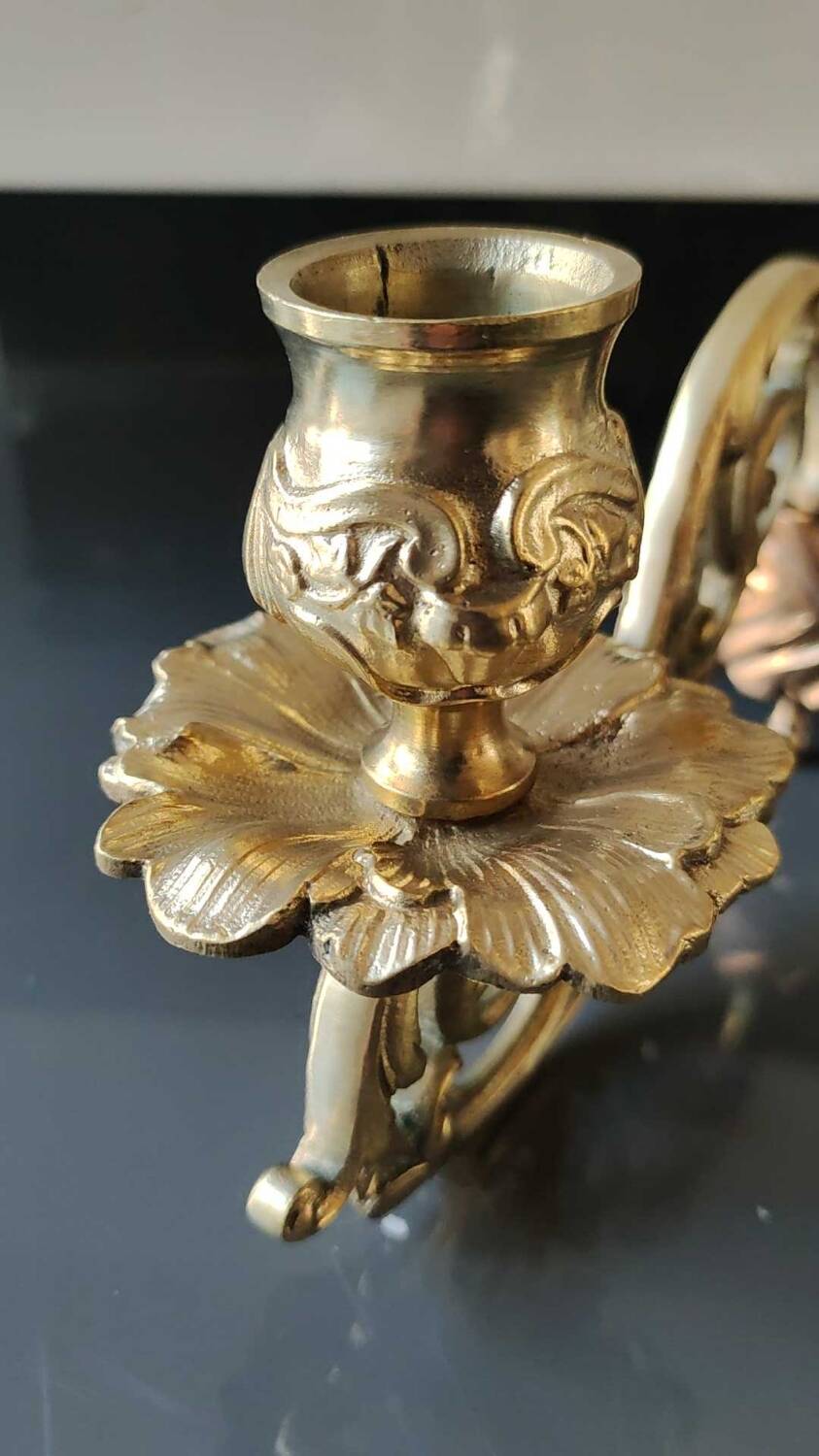 Wall light/Piano with 2 lights. Louis XVI style. In gilded bronze