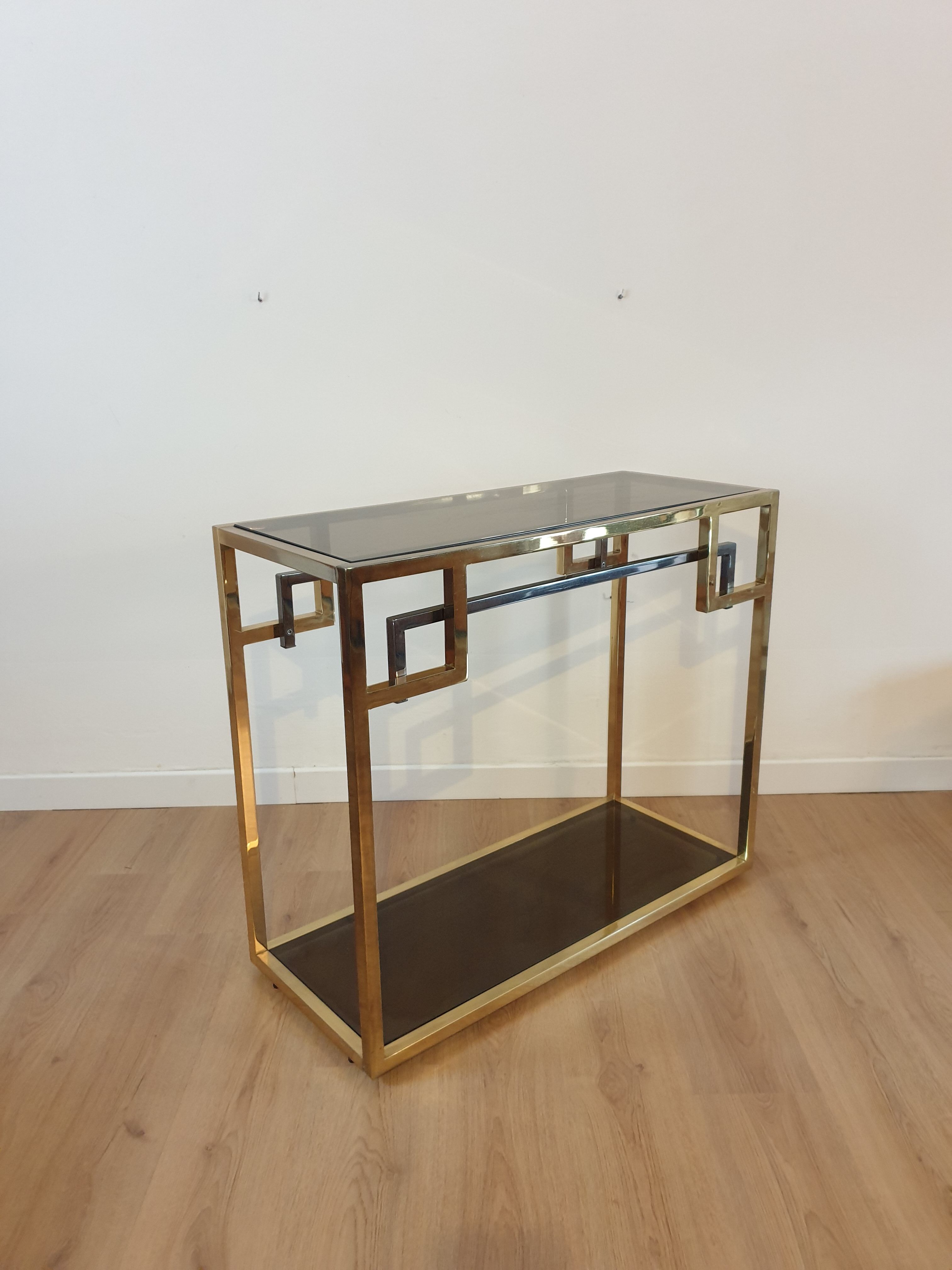 Console table regency