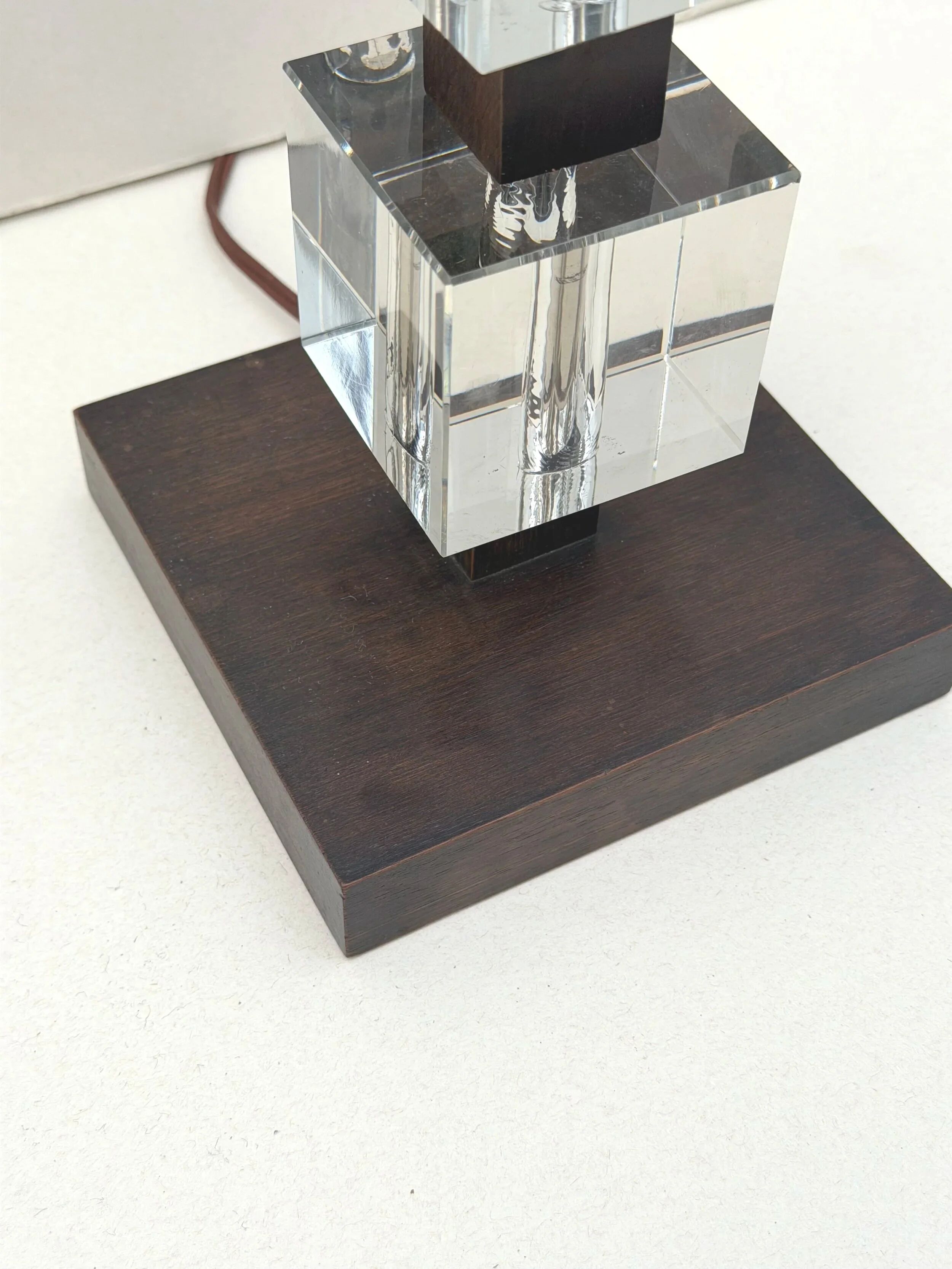 Modernist Art Deco lamp base in wood and glass, France 1930.