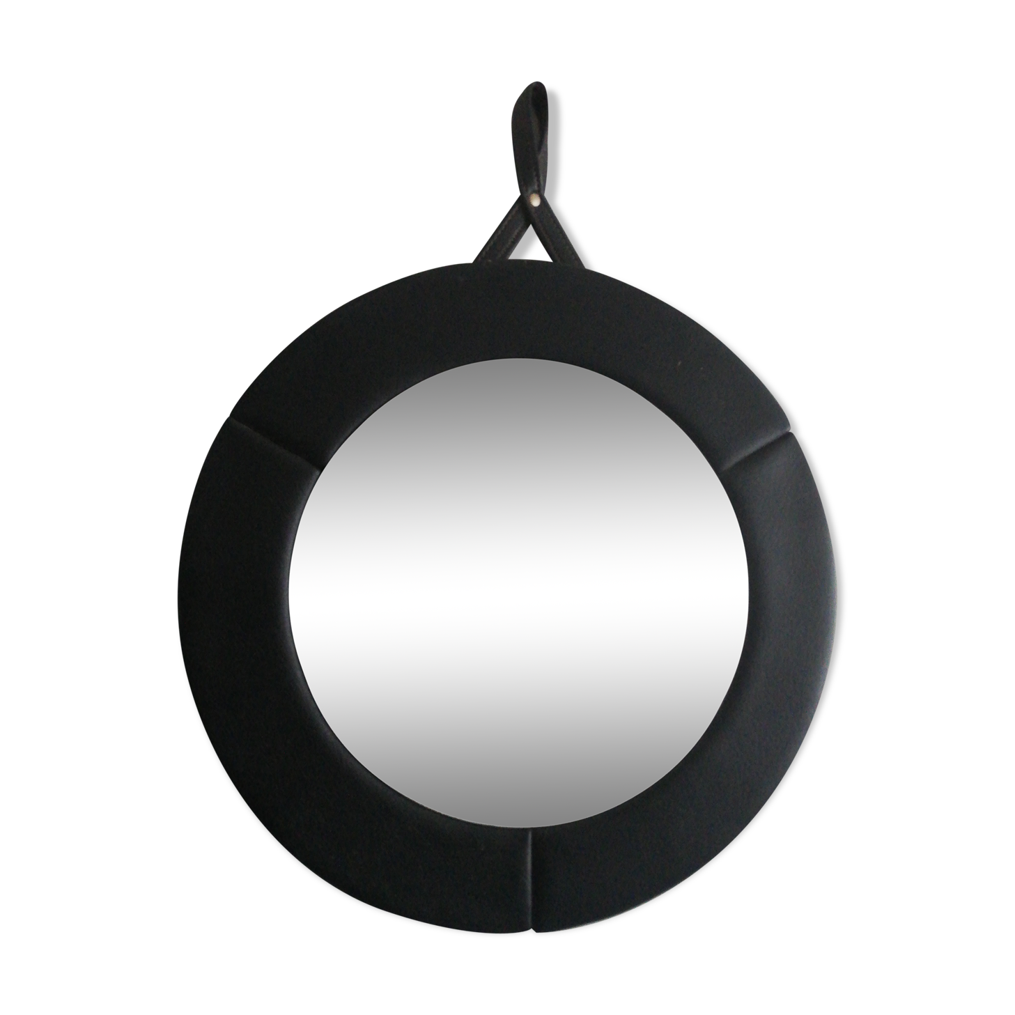 Vintage mirror in scandinavian skai