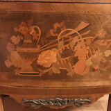 Half-moon chest of drawers