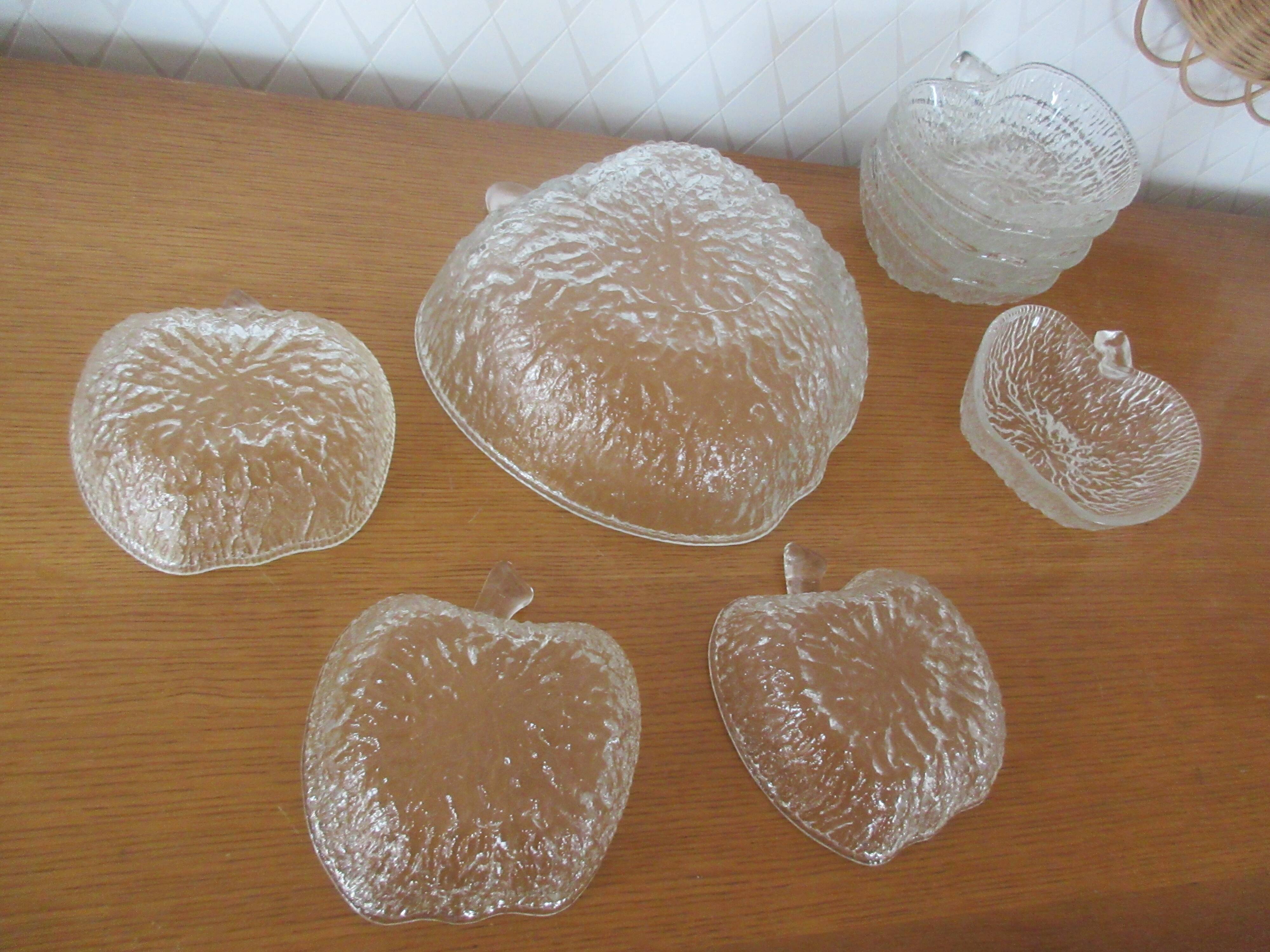 Vintage fruit salad serving in the shape of apples 1 salad bowl 8 cups