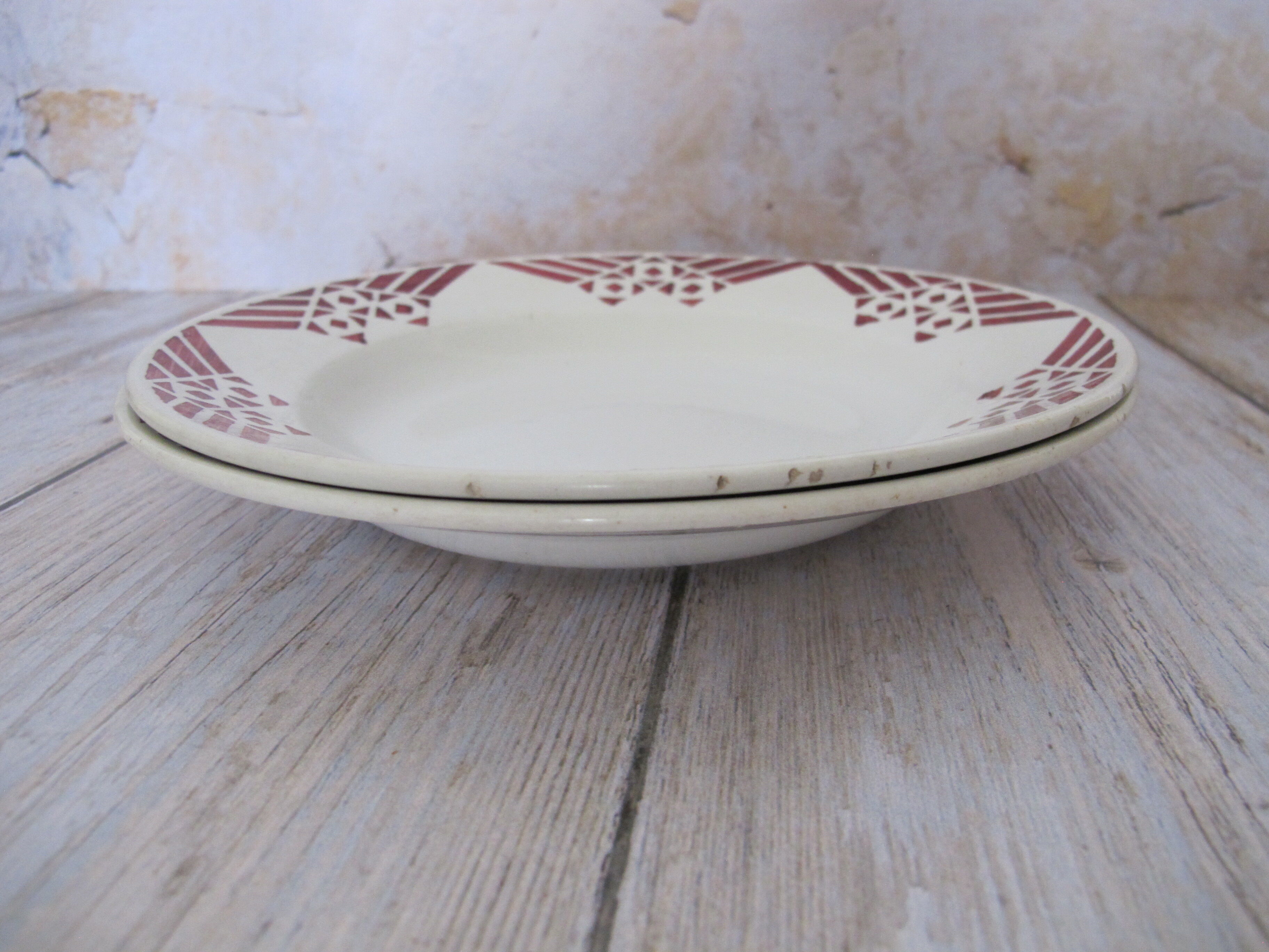 2 hollow plates made of Saint Amand earthenware