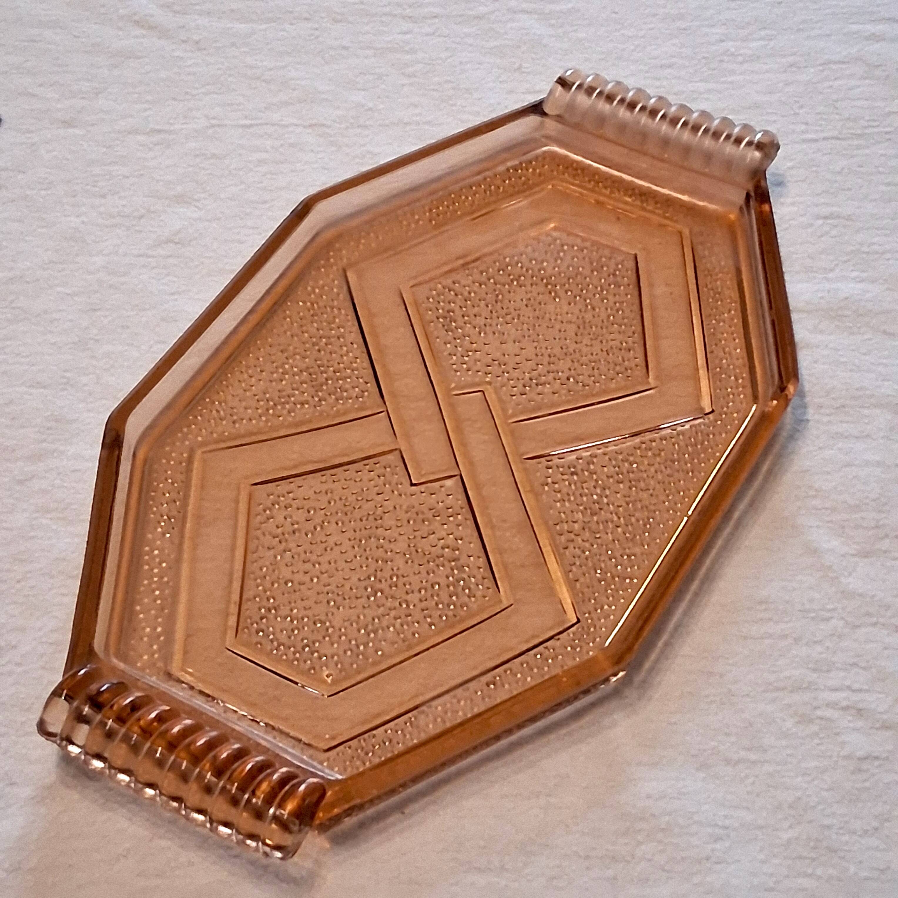 Art Deco style pink glass serving dish in very good condition.