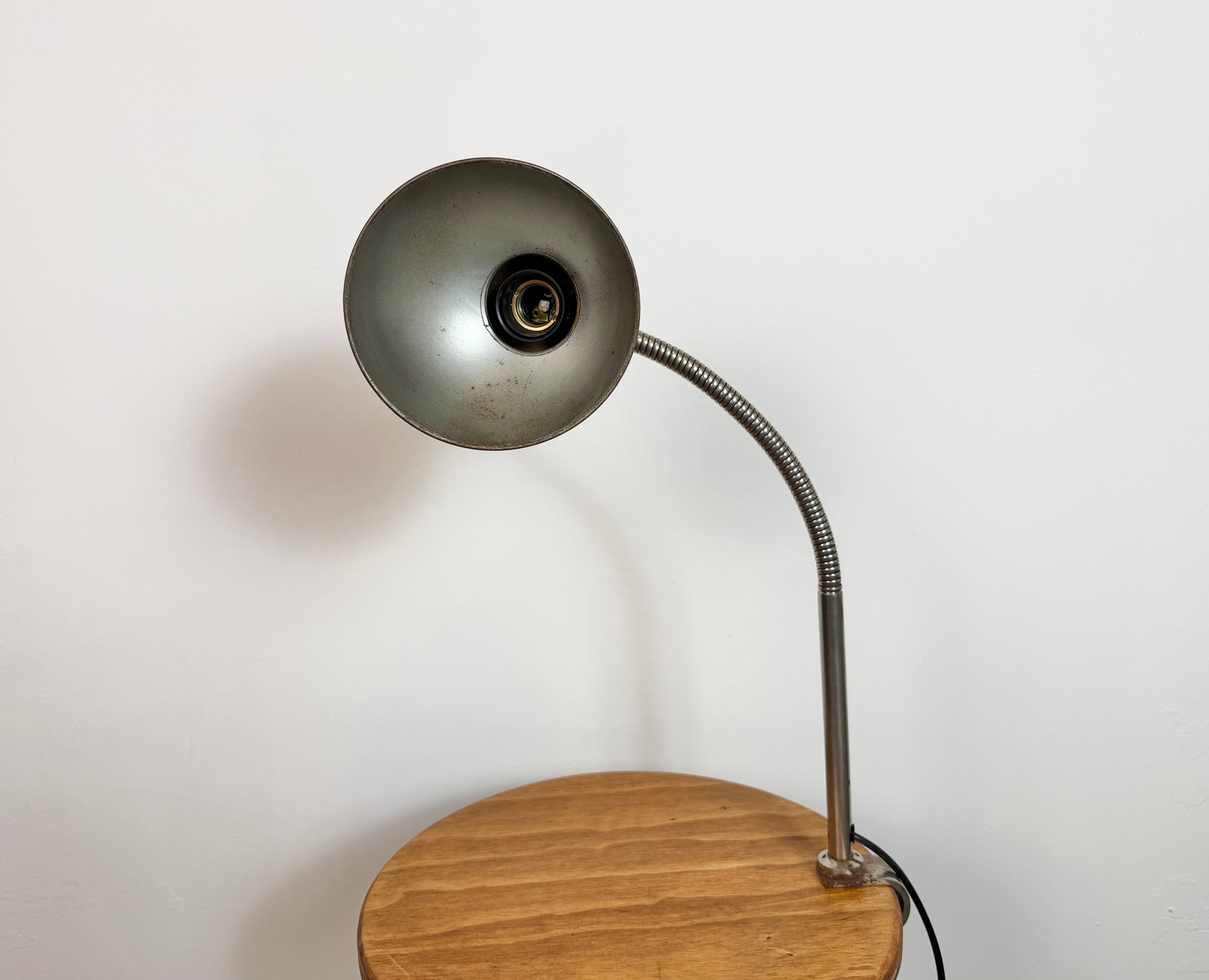 Industrial Workshop Gooseneck Table Lamp, 1960s