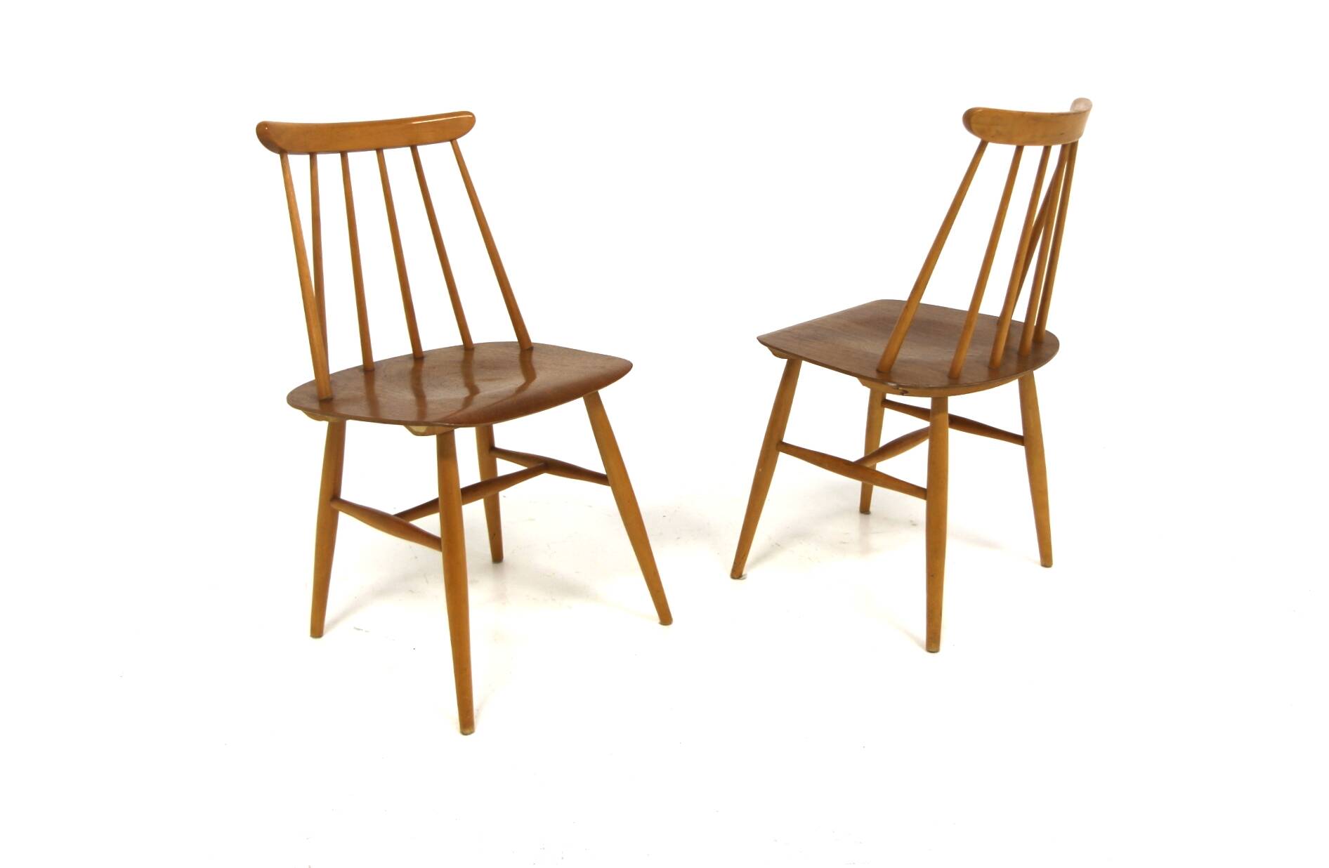 Set de 2 chaises "Fanett" en teck par Ilmari Tapiovaara, Suède, 1960