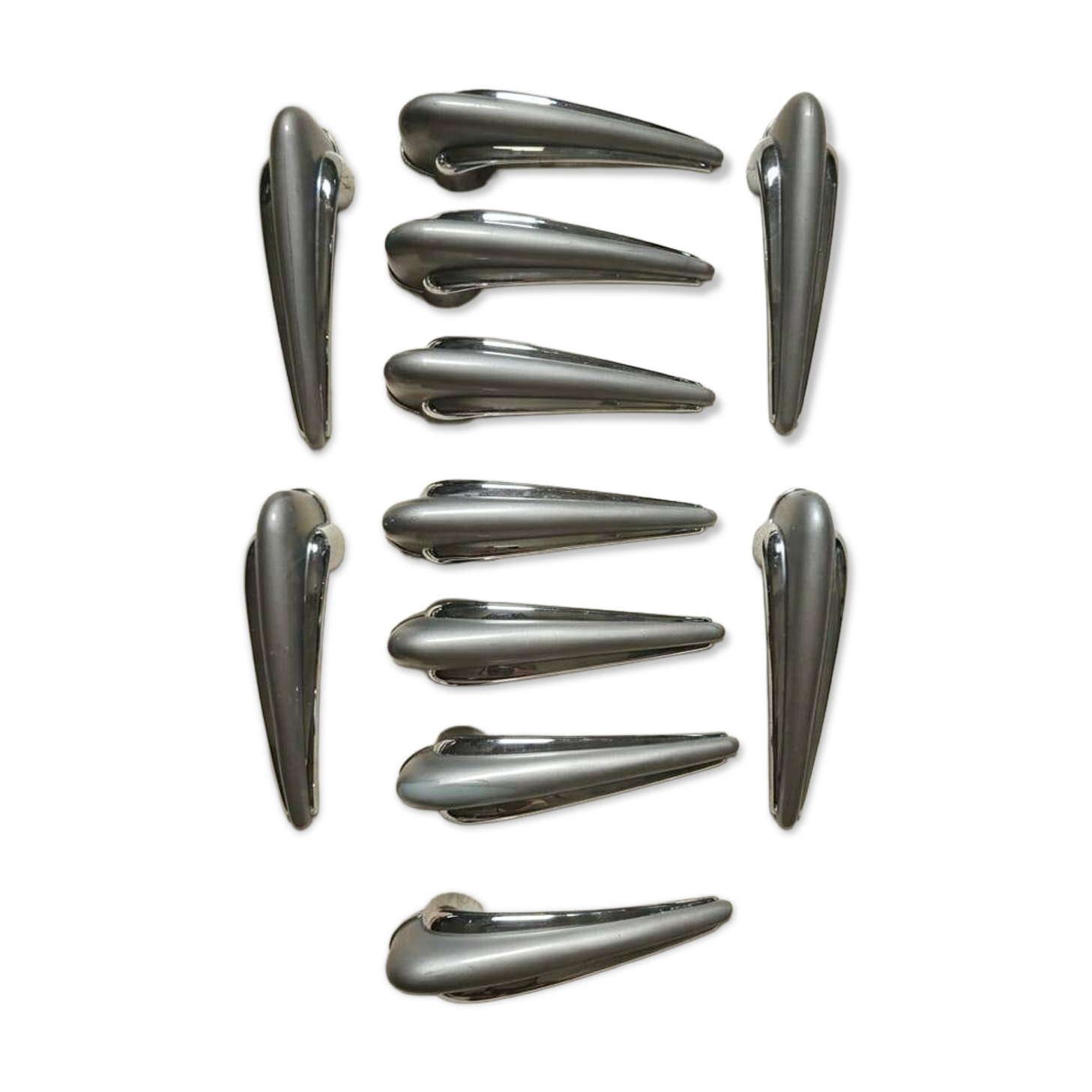 Retro style handles