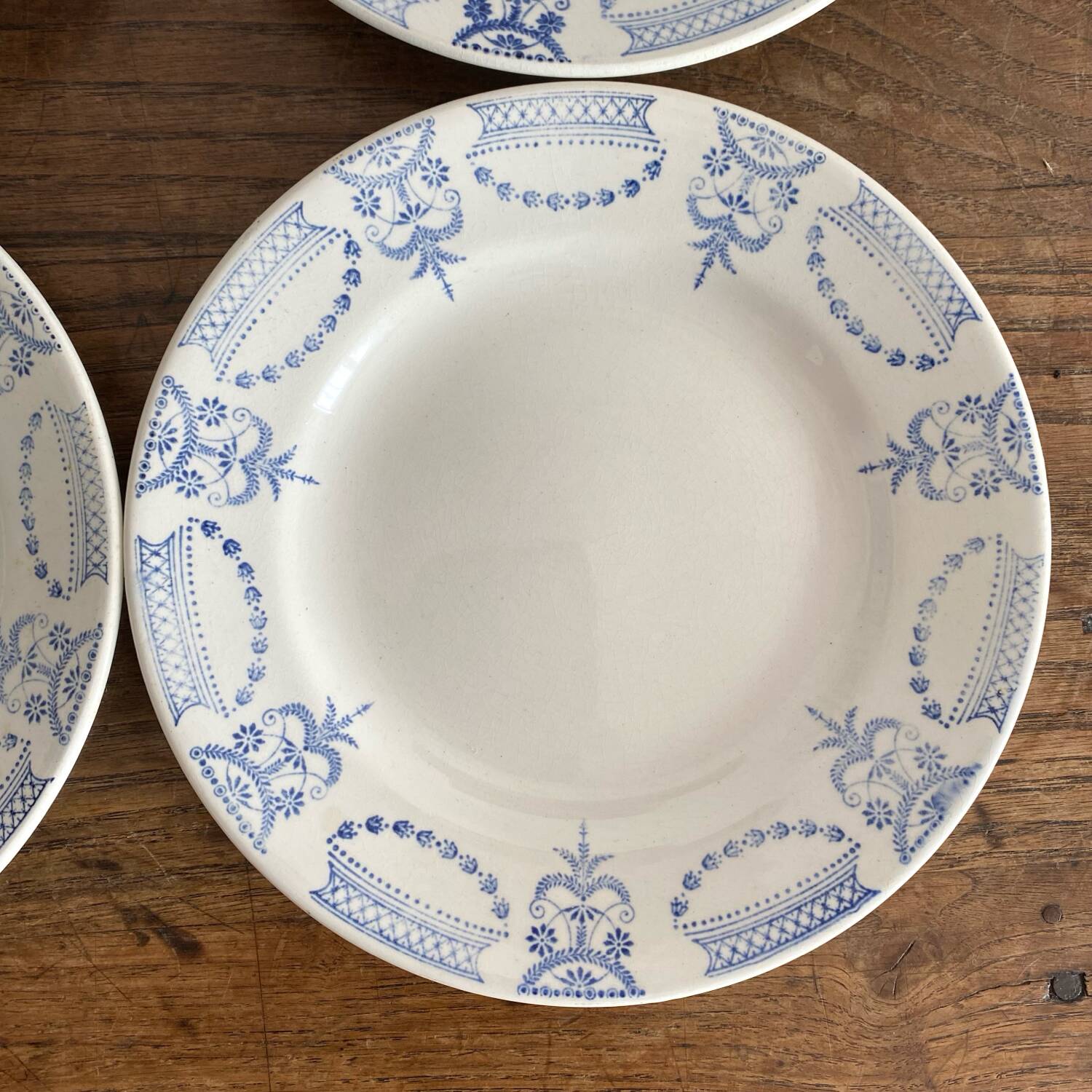 Colonial ironstone dessert plates Moulin des Loups
