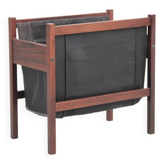 Scandinavian magazine rack in Rio rosewood and leather