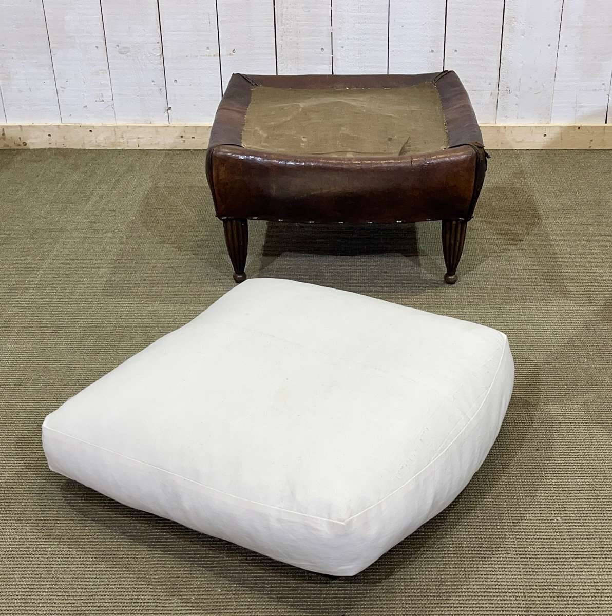 Art Deco period club lounge in leather and fabric seating