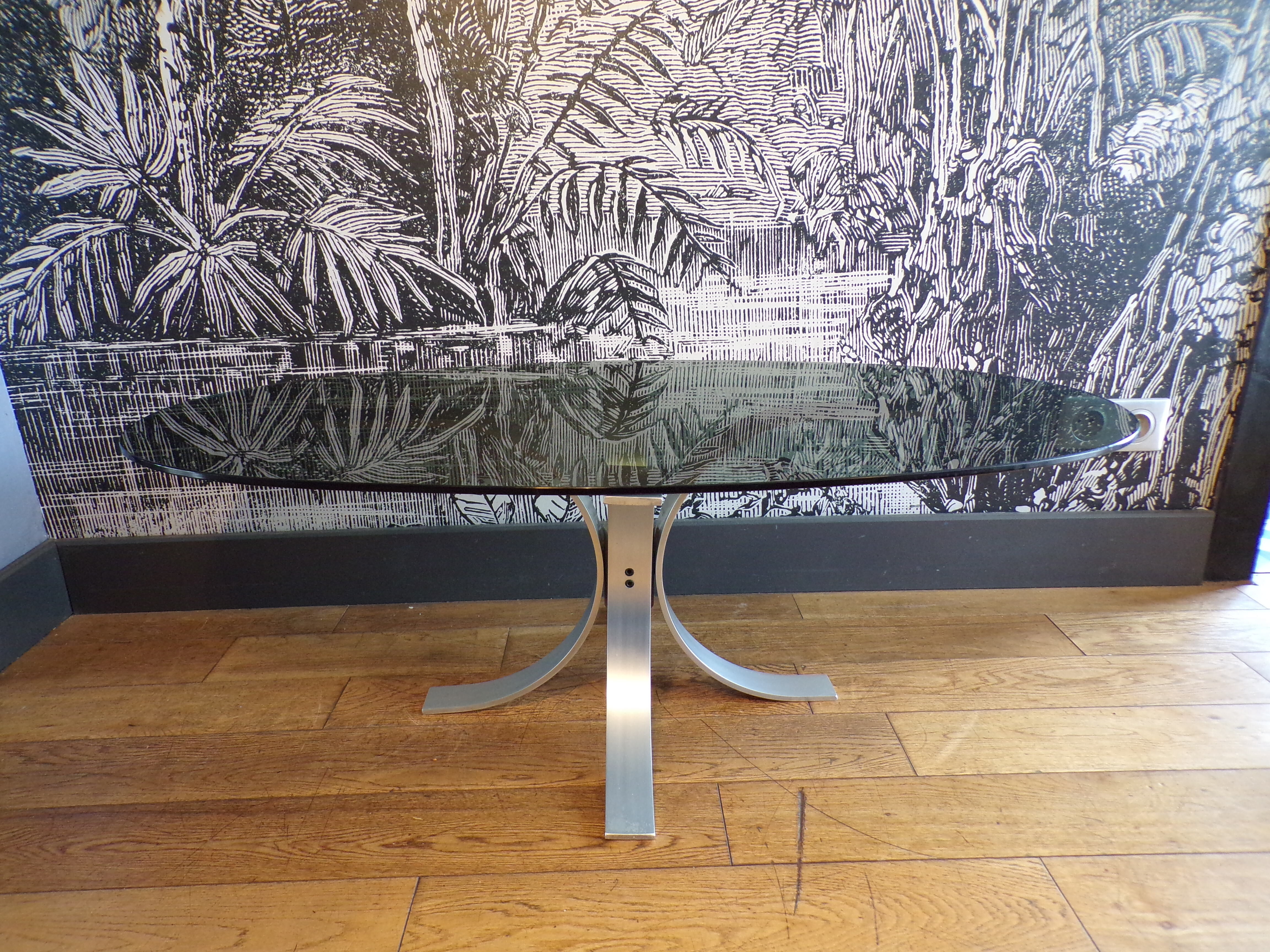 Oval coffee table 1970