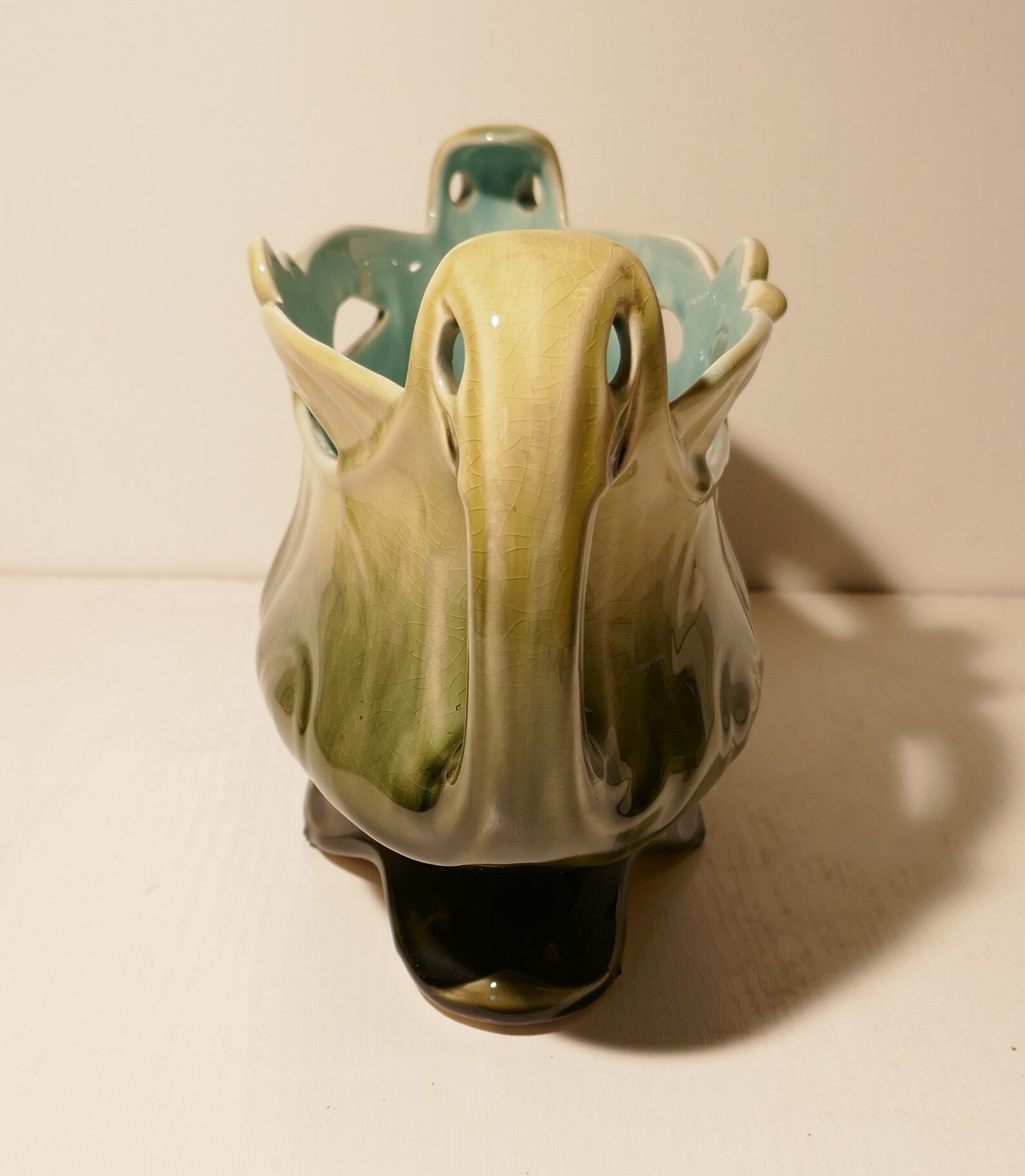 Art Nouveau dabbling planter