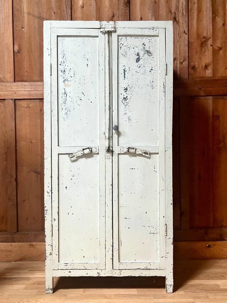 Locker / Workshop cabinet - industrial - vintage - Mid Century - France