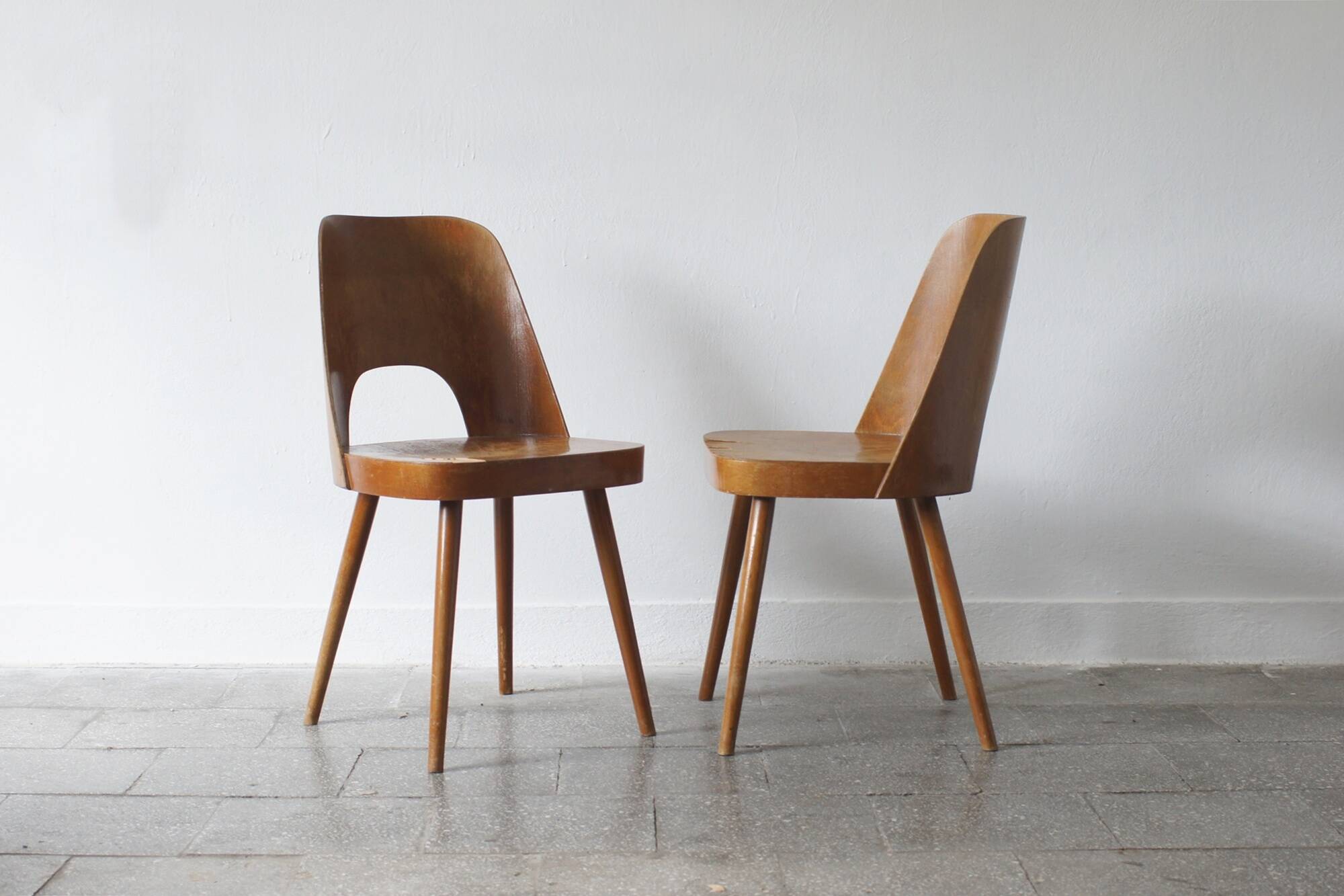 Non. 515 Chaises par Oswald Haerdtl pour Ton, 1955, Ensemble de 2