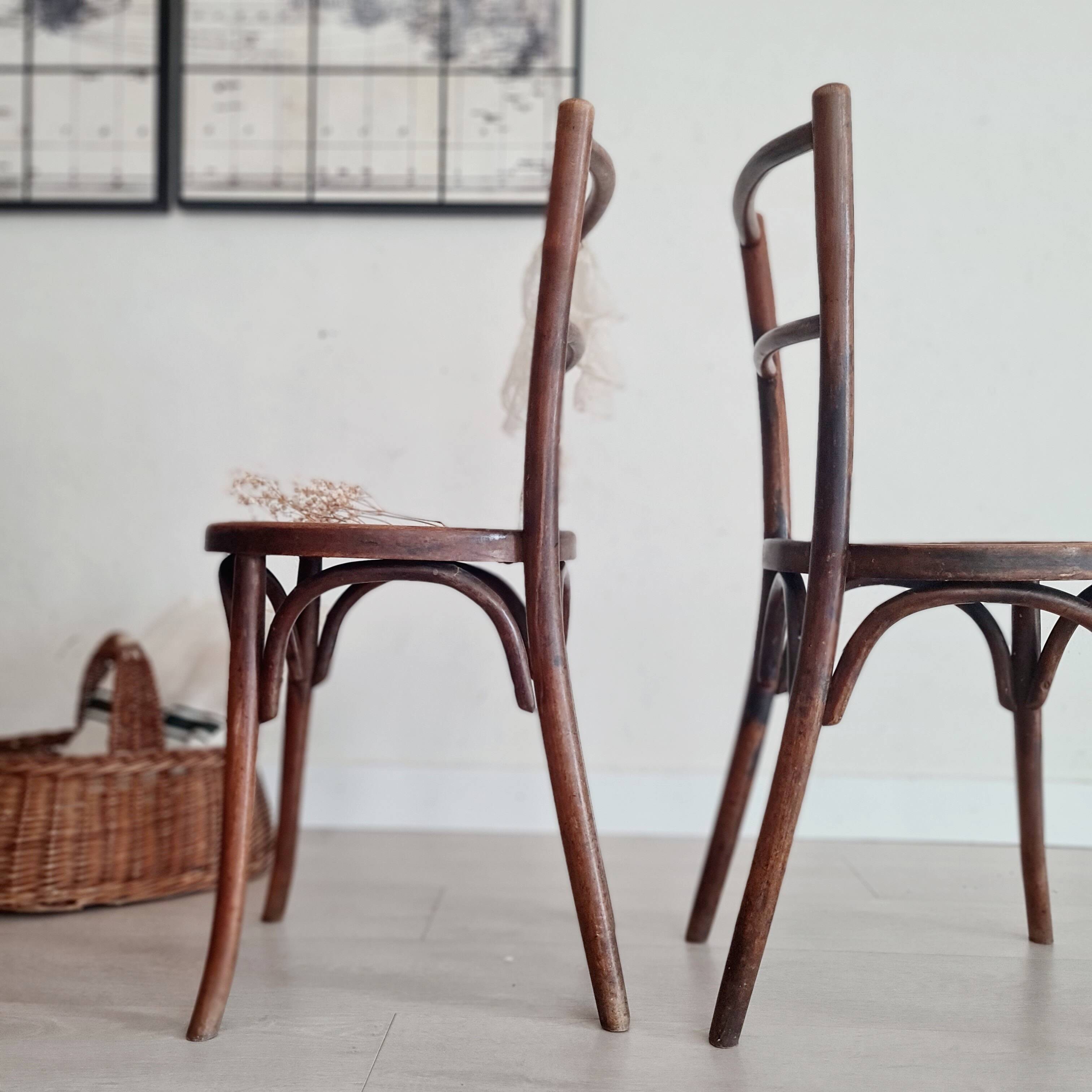 Chaises bistrot bois courbé