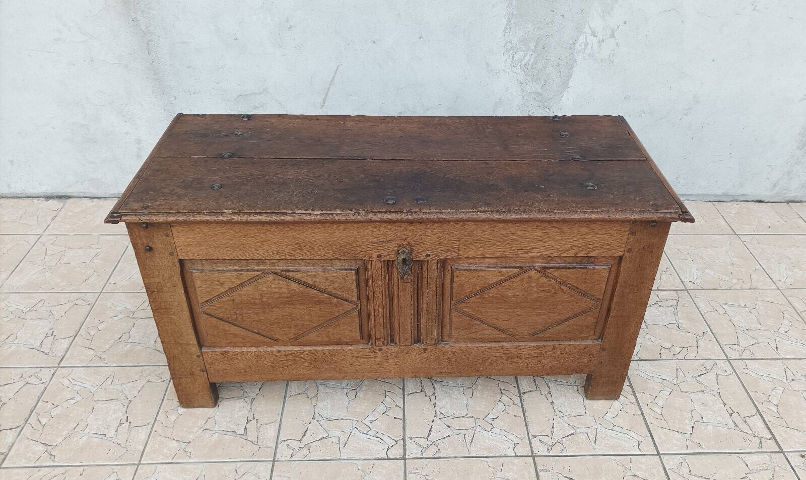 Louis XIII oak chest