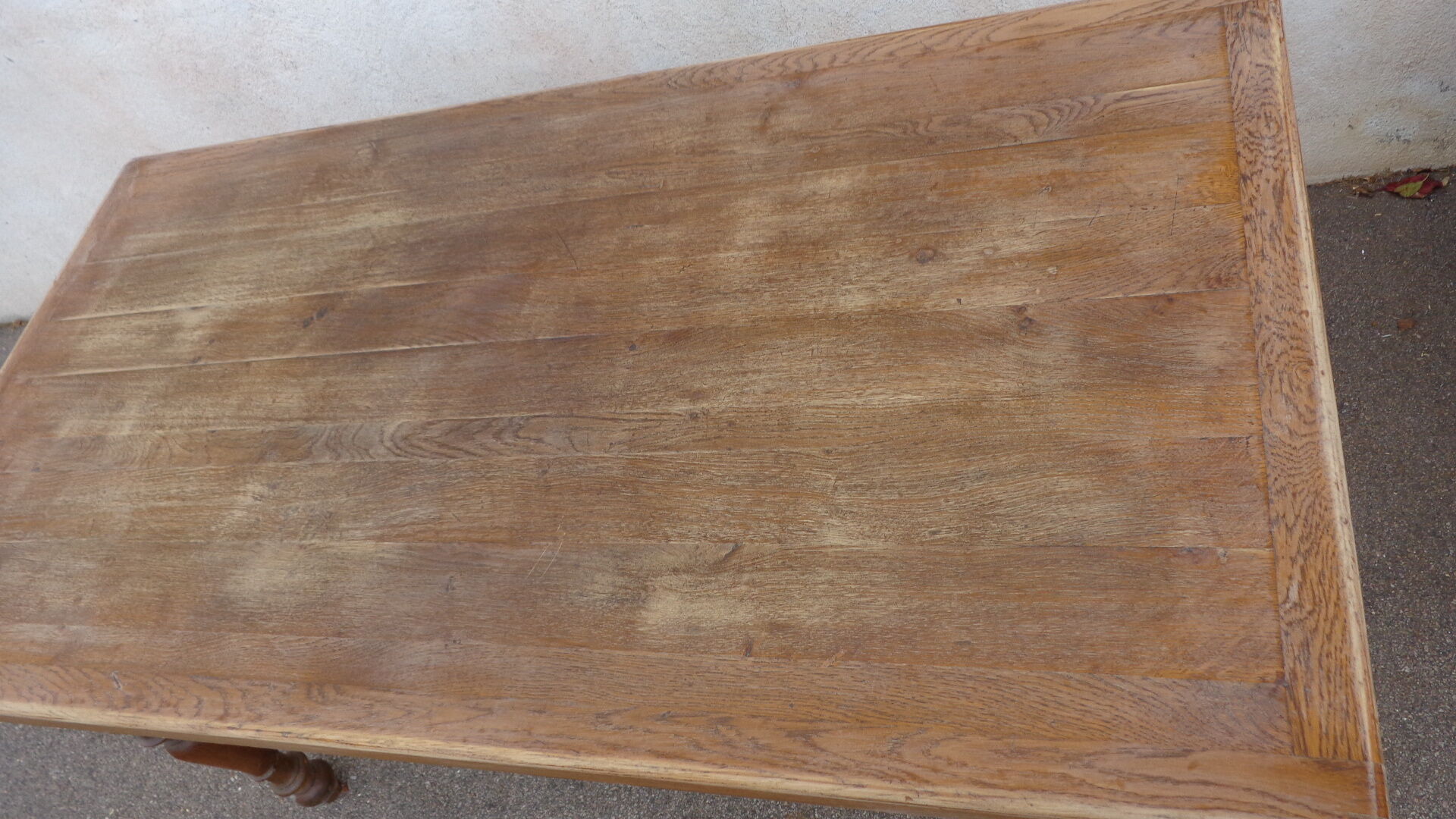 Bistro table , removable tray