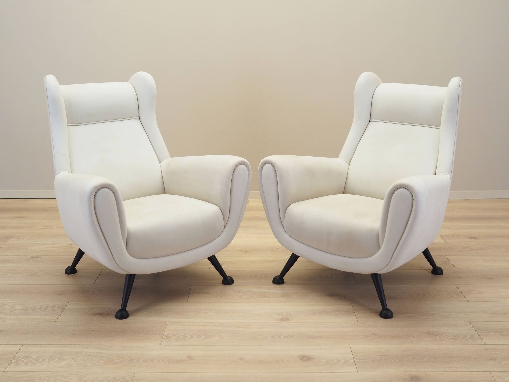 White armchair, Italian design, 1980s, production: Italy