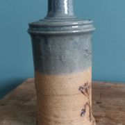 Vase soliflore bouteille en grès décor herbier