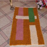 Traditional handmade Berber rug, size 150 x 250 cm